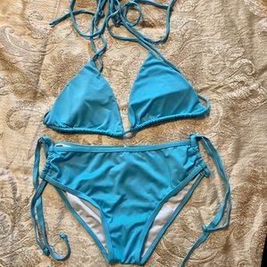 SALE‼️‼️4/$20

*Buy 4 items that are listed on sale! Bundle up and offer 20.